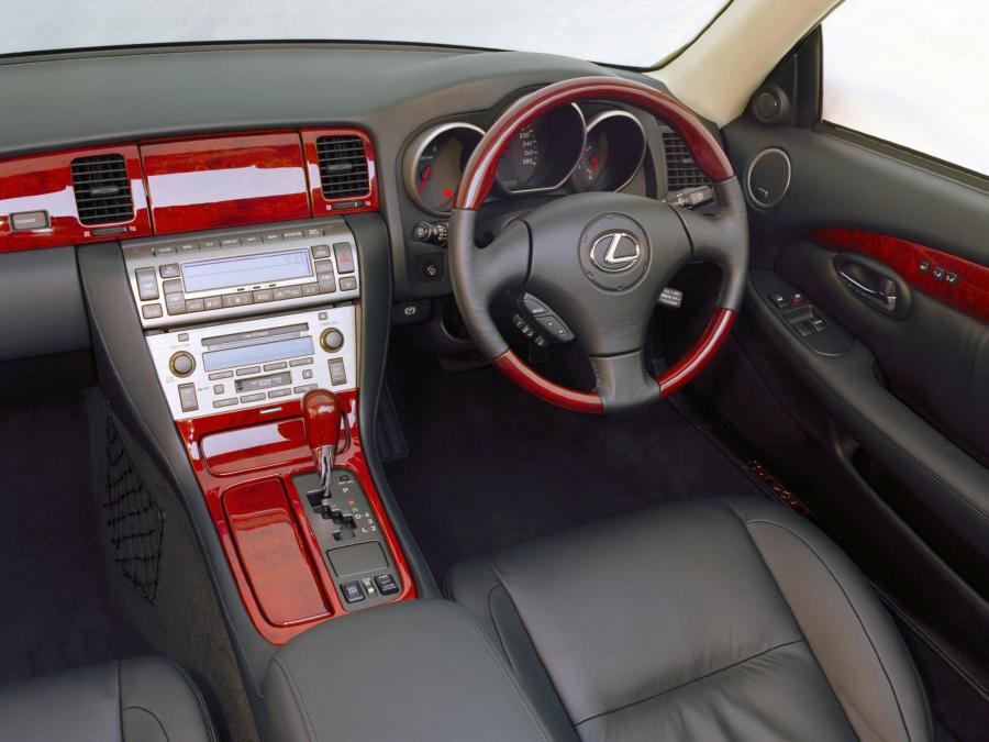  Lexus SC430 2001 года  (AU) (фото 2 из 16)